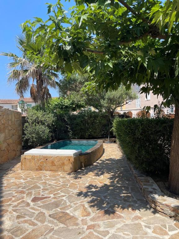 Villa d'exception avec jardin et piscine sur le port - 5