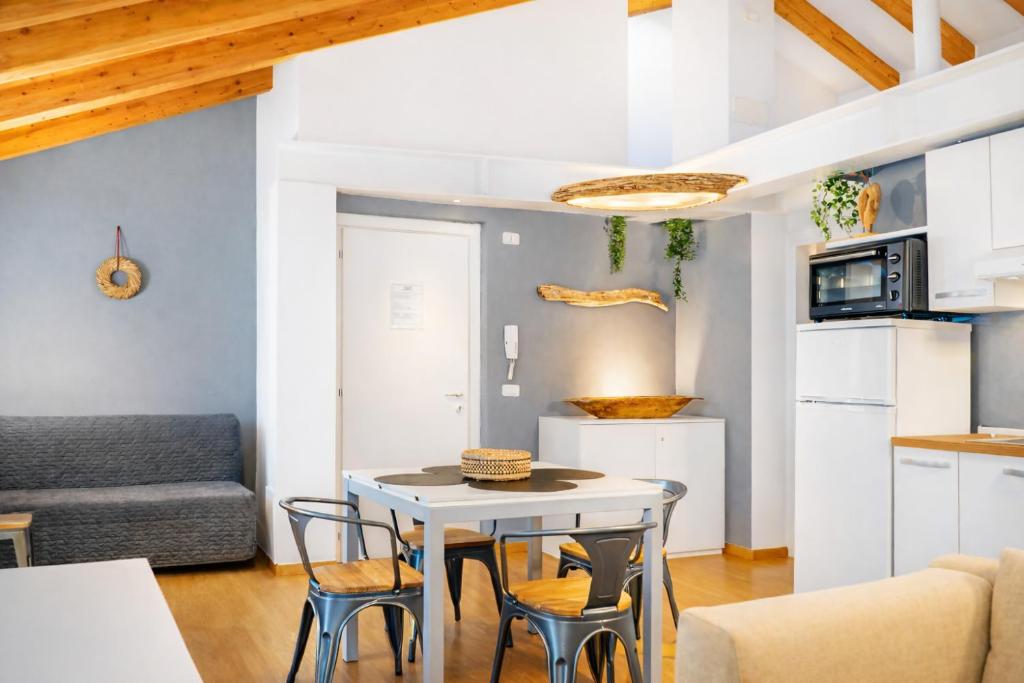 Windshouse Apartments - 5