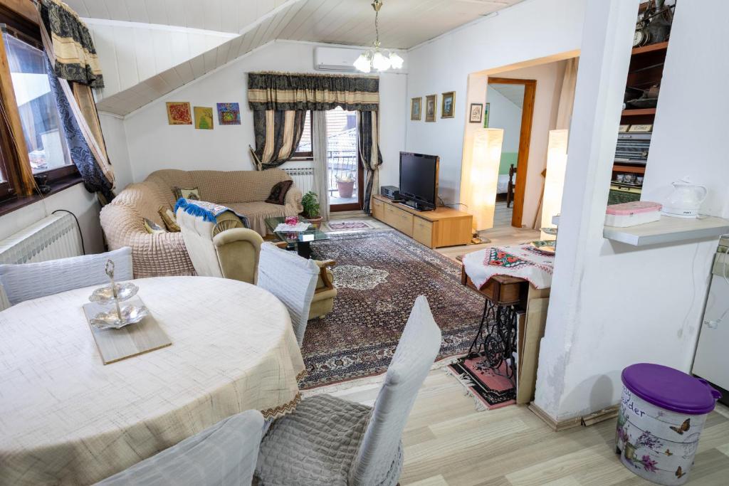 Guest House Fena - 4