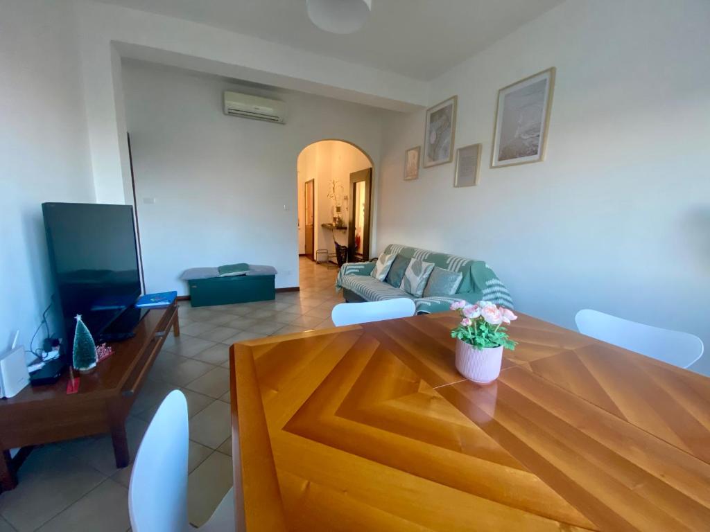 BELLAVISTA , Bright and Stylish Two Bedroom Apartment in the Historic Center - 5