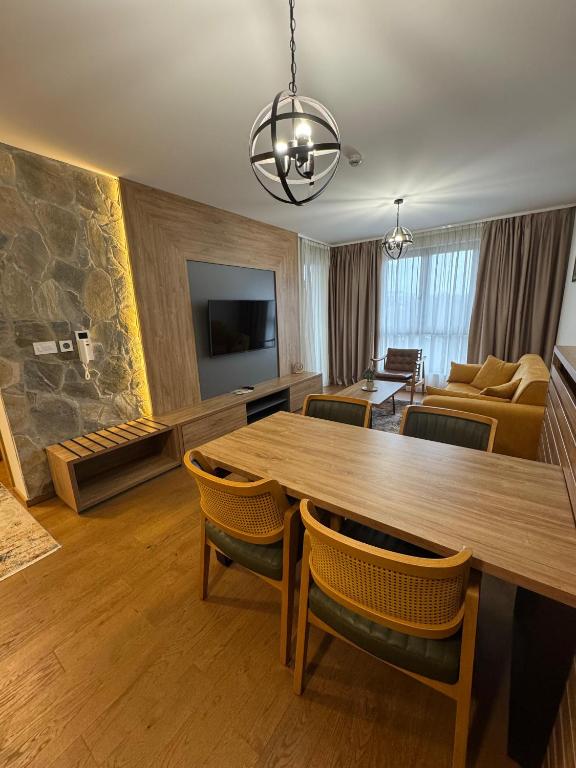 Luxury Lake View Apartment in Hotel Zlatibor - Panorama & Comfort - 5