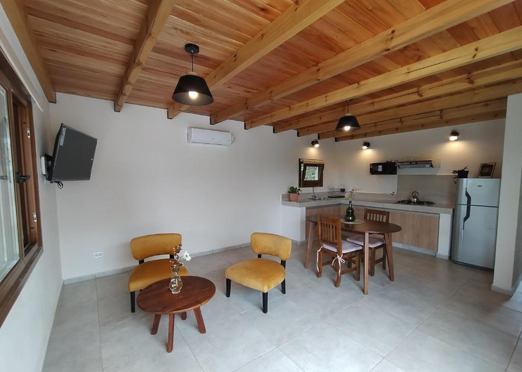 Las Calandrias II - 1