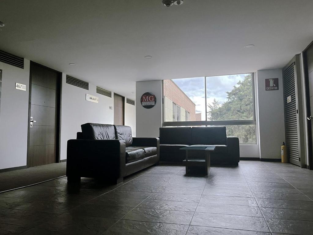 Private 1BR 2Bed AC Suite | Llanogrande Airport - 4