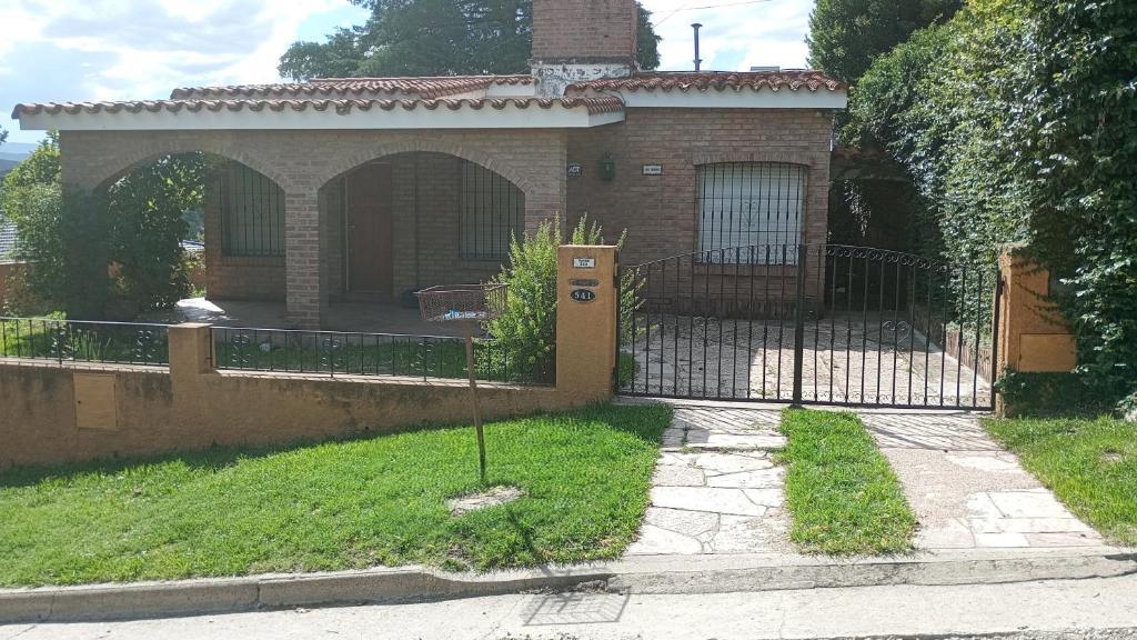 Casa céntrica en villa Carlos Paz - 2