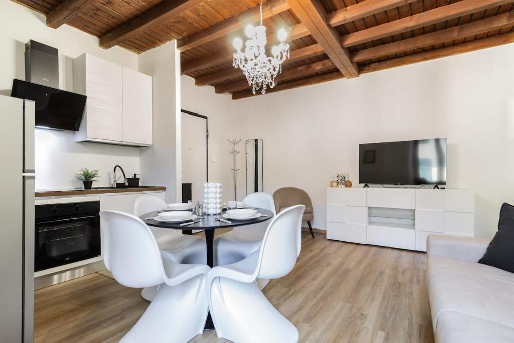 Tower Central Suite Downtown Como Borghi - 5