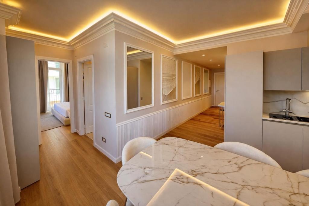 Royal Suite Apartment - 3