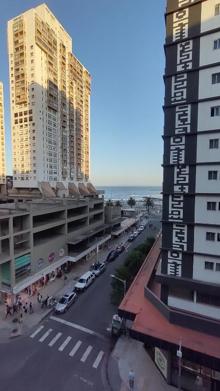 Las Olas y Mar - 1