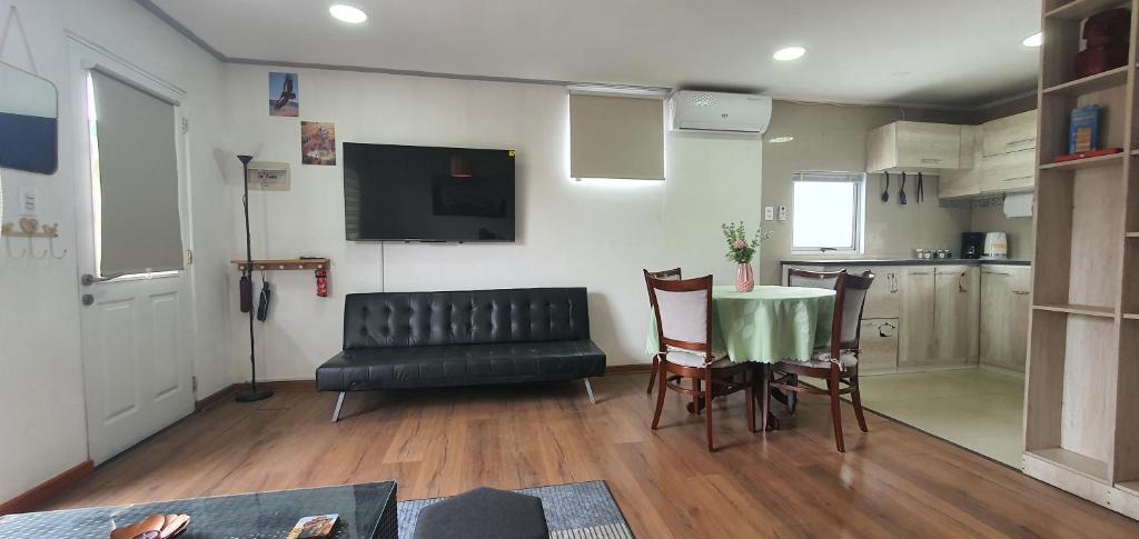 Detached house on the second floor - 3