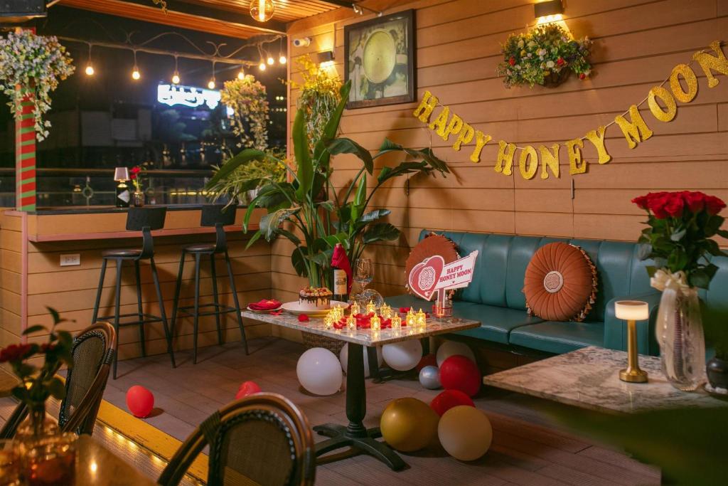 Bar/lounge
