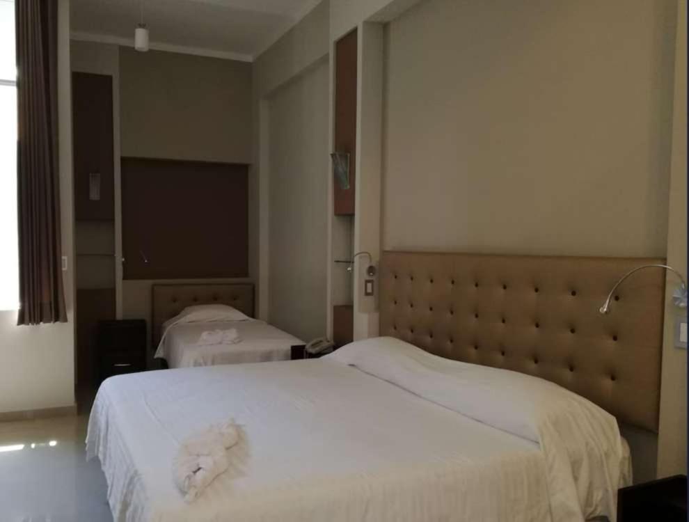 Hotel Cerro Azul - 2