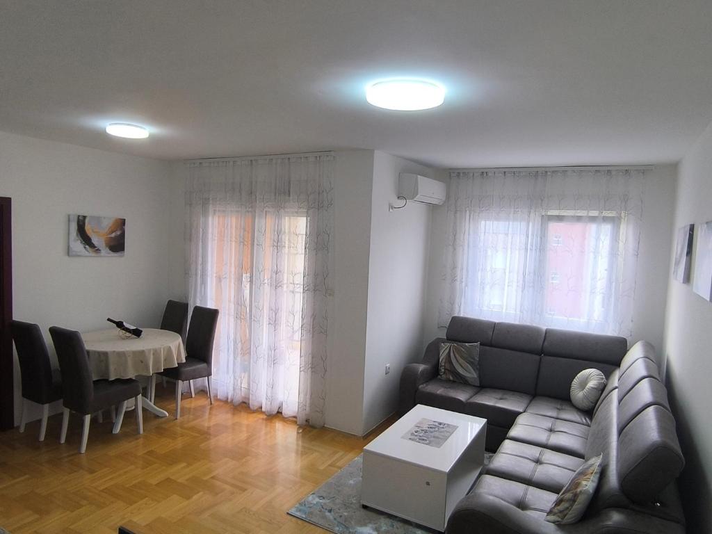 Apartman Sunčana Oaza - 1