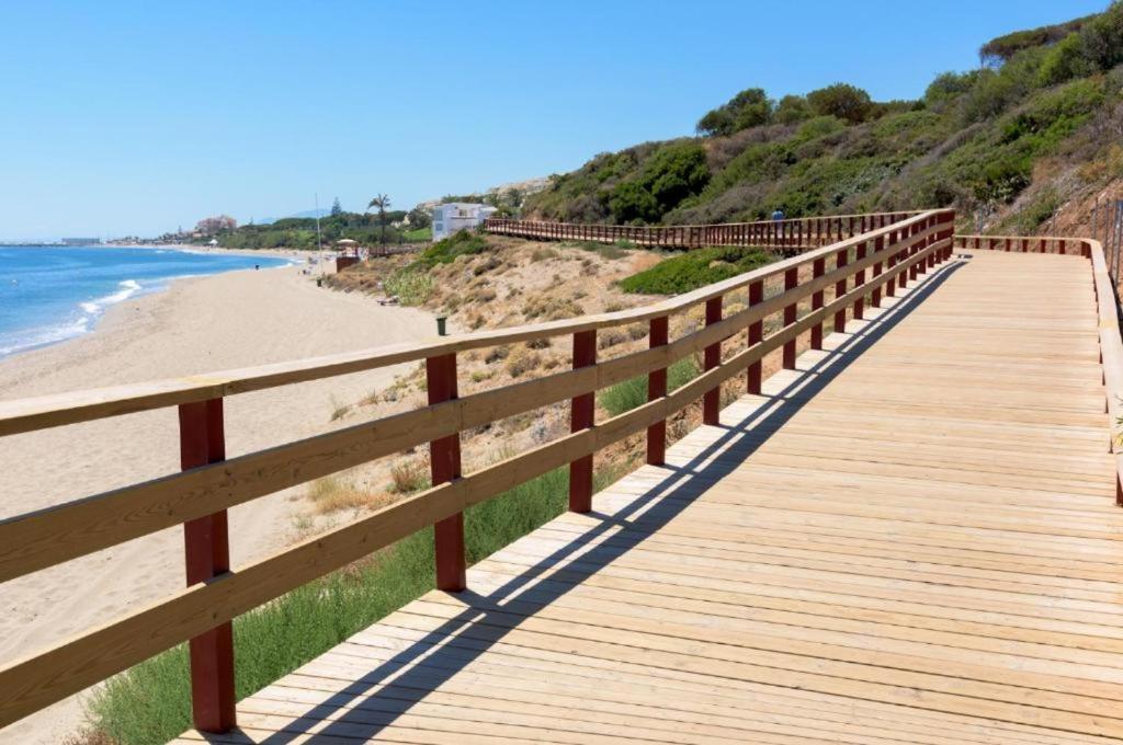MI CAPRICHO Seafront Apartment - 4