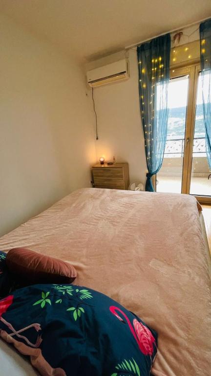 Sunny Bay Apartments - 4