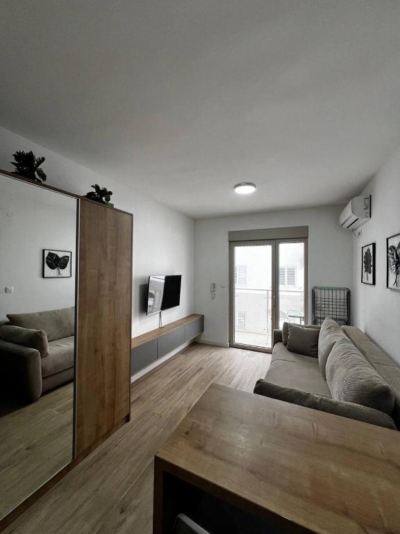 Apartment Montenegro Becici - 1