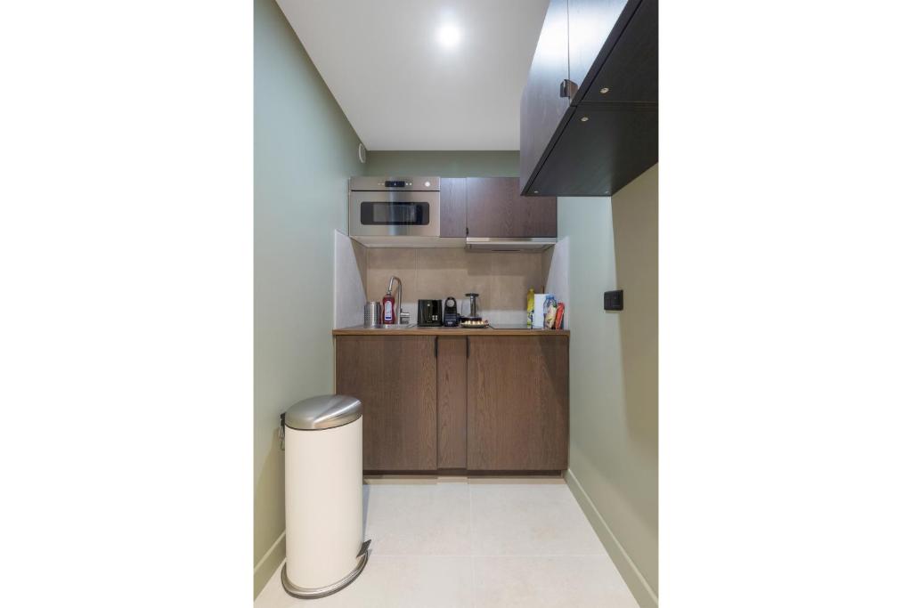 Modern studio in the heart of Paris near Eiffel Tower - 4