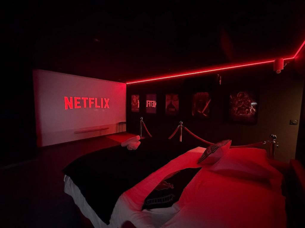 Cinemus, Nid douillet avec Cinéma Privé - 1