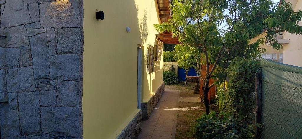 Casa Ubicada en Colonia de Chapadmalal - 2