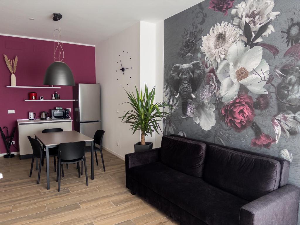 Suite In Town Home - 1