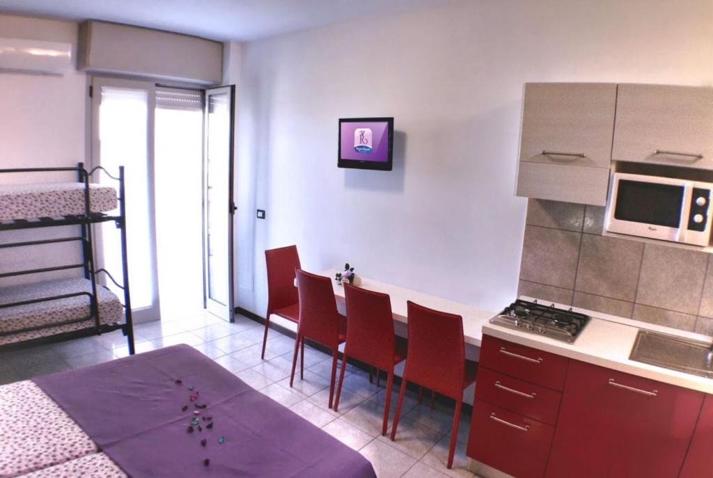 Great studio with outdoor pool - 2