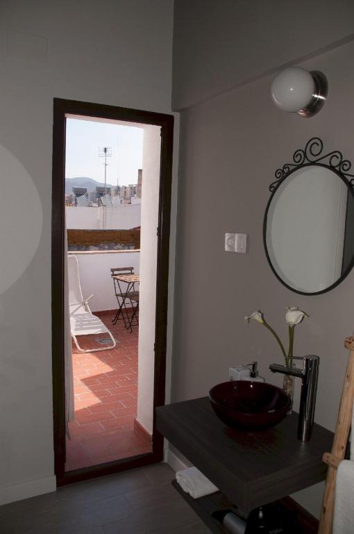 Patio de Arance photo