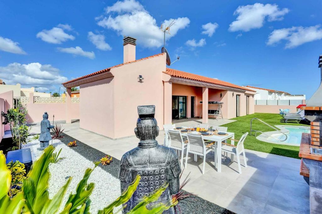 Villa Picasso Caleta - 2
