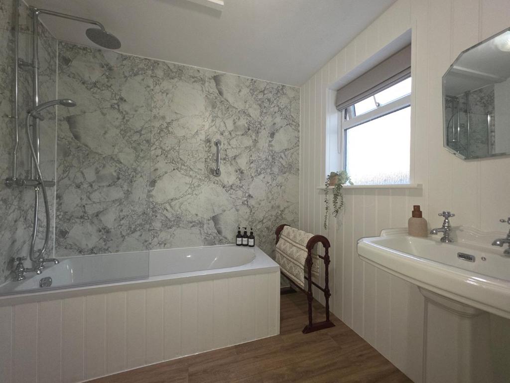 Outrake Cottage, Coniston photo 2