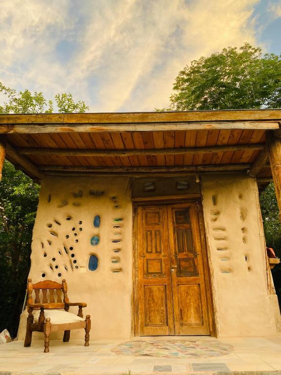 Icho's mud house - 1