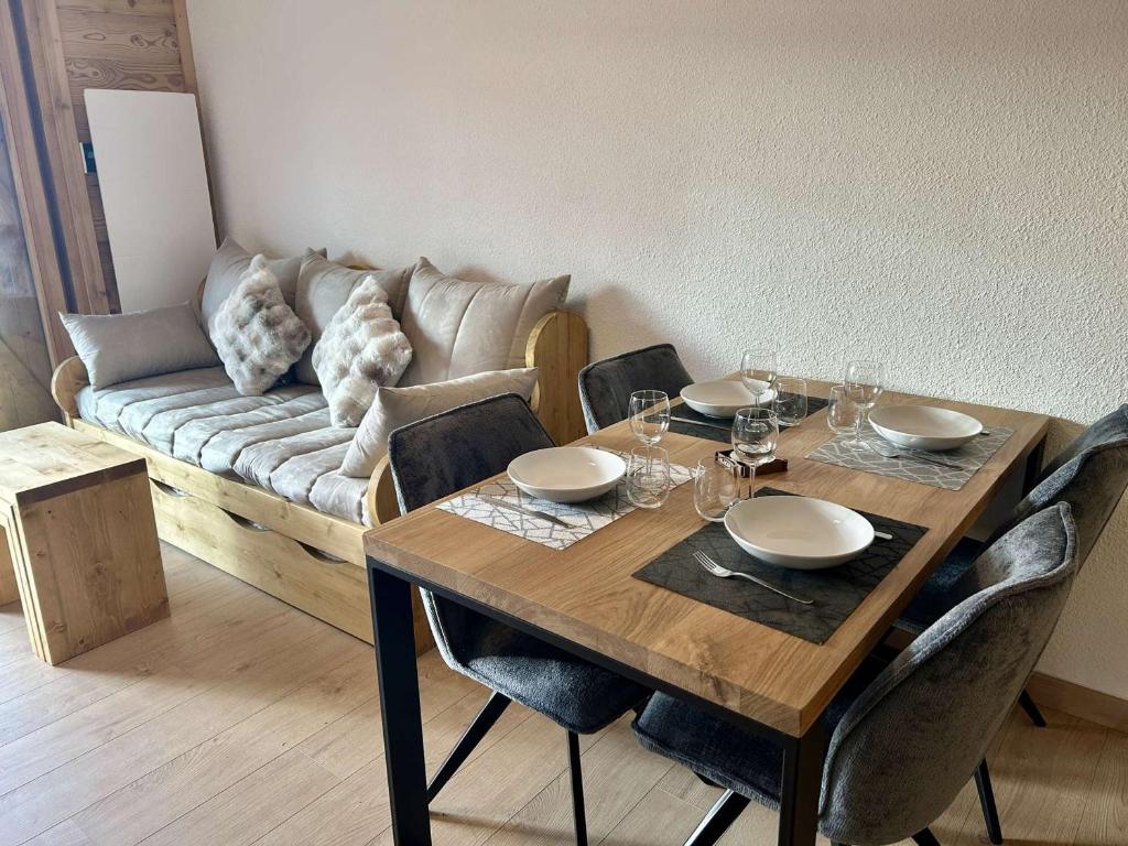 Studio cabine rénové aux Saisies pour 4 pers, terrasse - 2