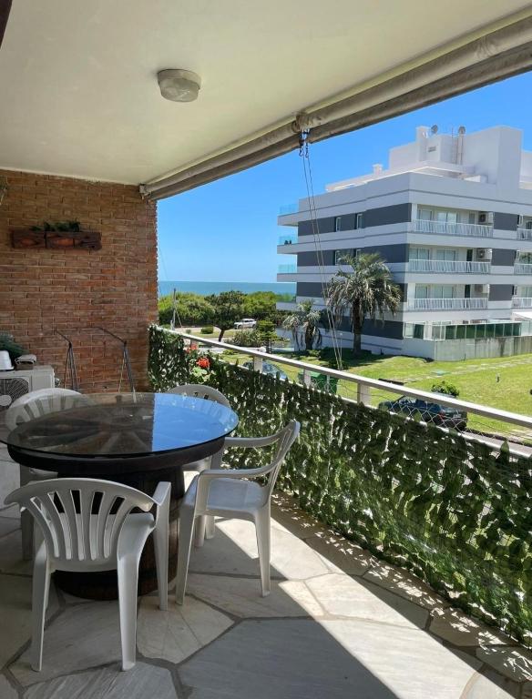 Hermoso Apartamento en punta del este - 2