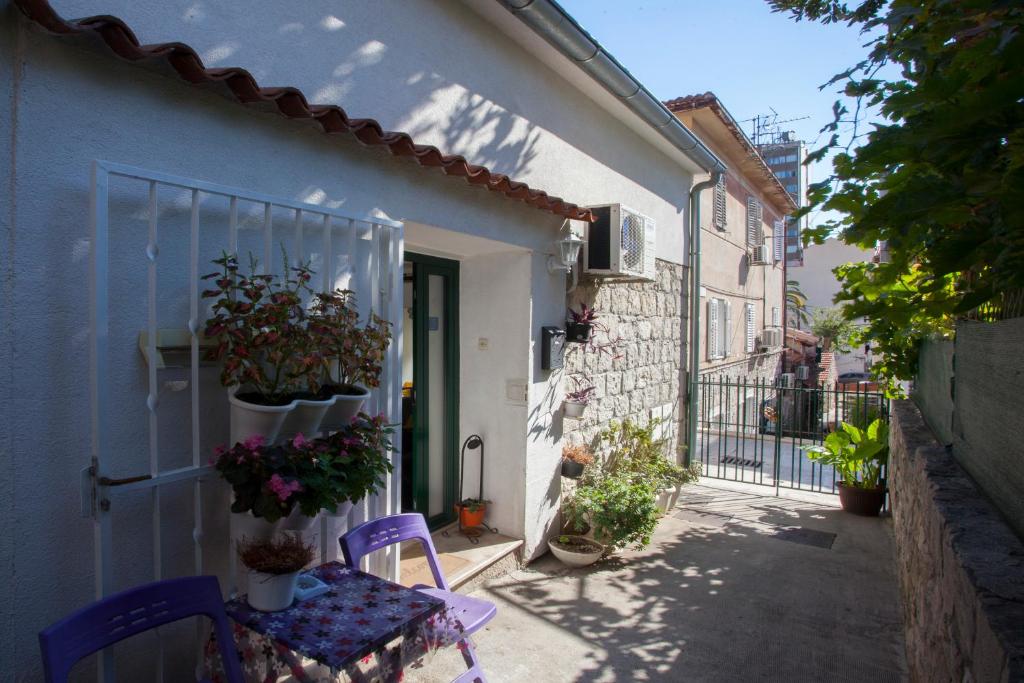 Apartment Welcome, Split