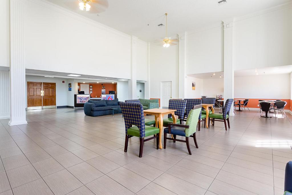 Motel 6-Williams, AZ - West - Grand Canyon photo