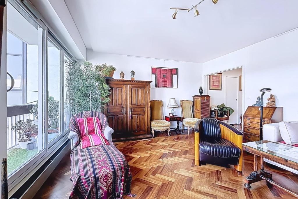 Appartement avec balcon vue Tour Eiffel - 4