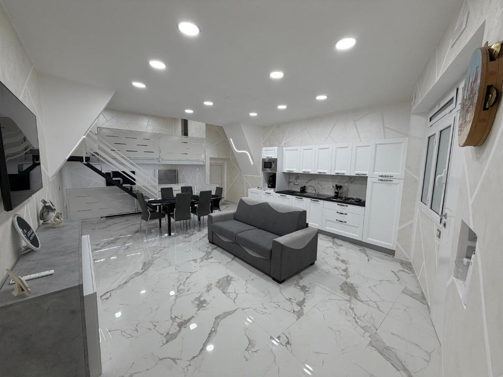 Re Ladislao Apartment - 1