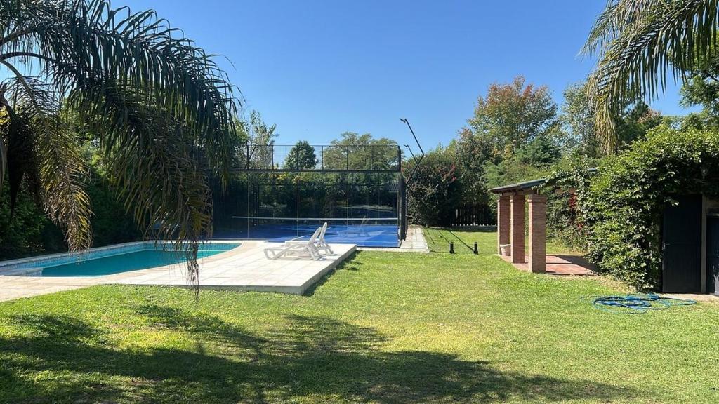 Casa Quinta con cancha de Padel en Colastine, SFe - 1