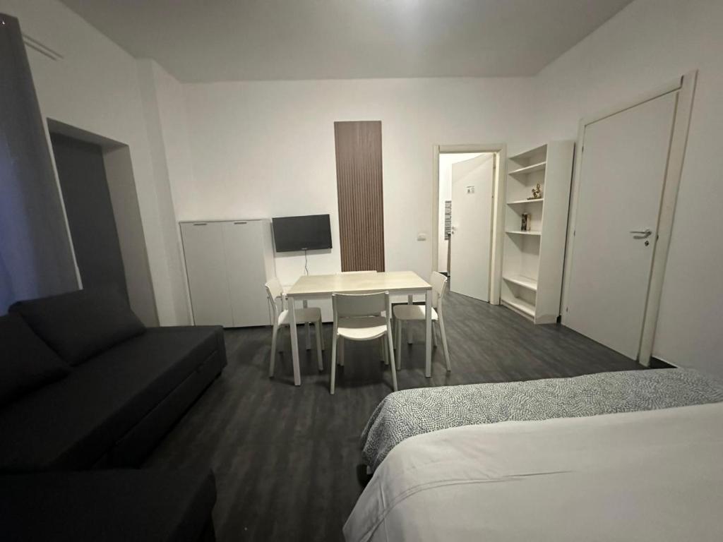 TREND APARTMENTS vicio la metro Maciacchini APPARTAMENTI MODERNI WI FI GRATUITO NUOVA GESTIONE - 2