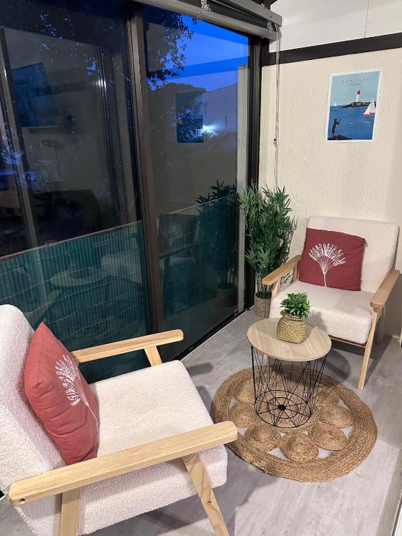 Spacious apartment - Av de la Méditerranée - air conditioning - WiFi- parking - 5