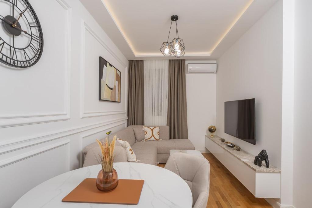 Deluxe Apartment Zarah - 4