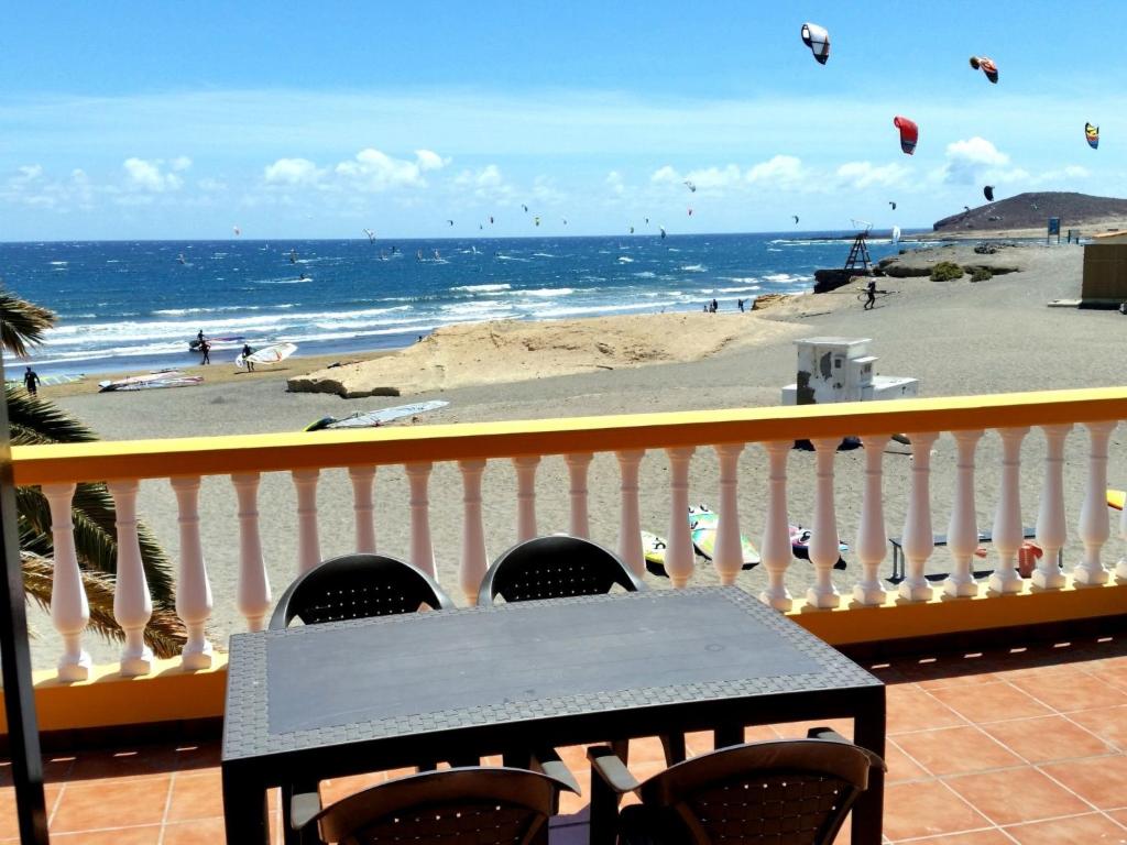 Holiday Home Haus mit Wifi und Terrasse direkt am Strand by Interhome - 1