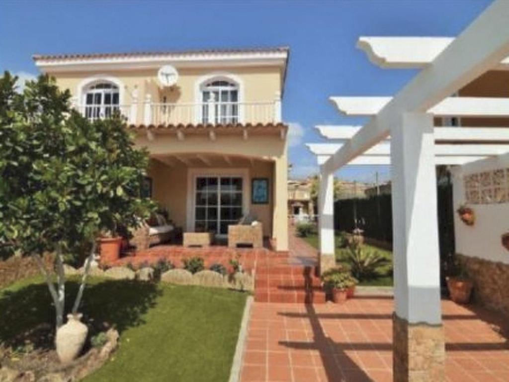 Holiday Home Casa Paraiso - Villa mit überdachter Terrasse by Interhome - 1