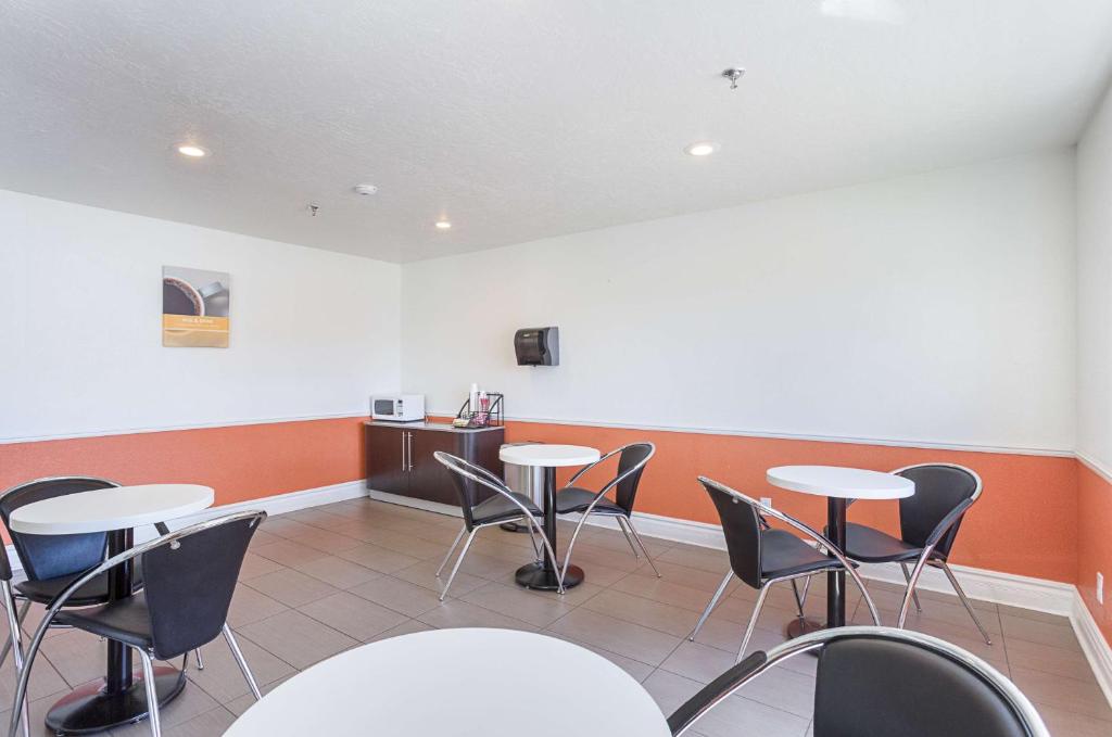 Motel 6-Williams, AZ - West - Grand Canyon photo