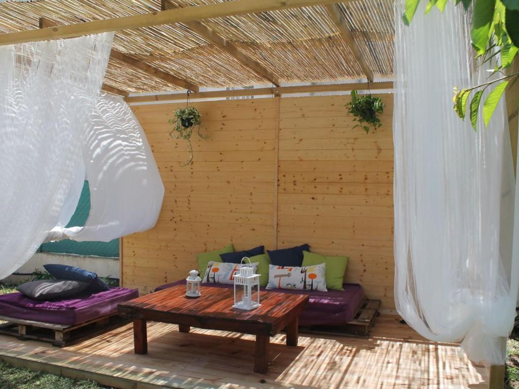 Holiday Home für 2 Personen und 4 Kinder by Interhome - 1