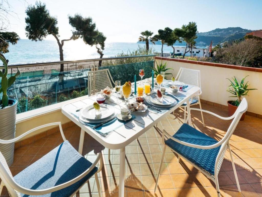 Apartment Beachfront Apartment by Interhome - 4