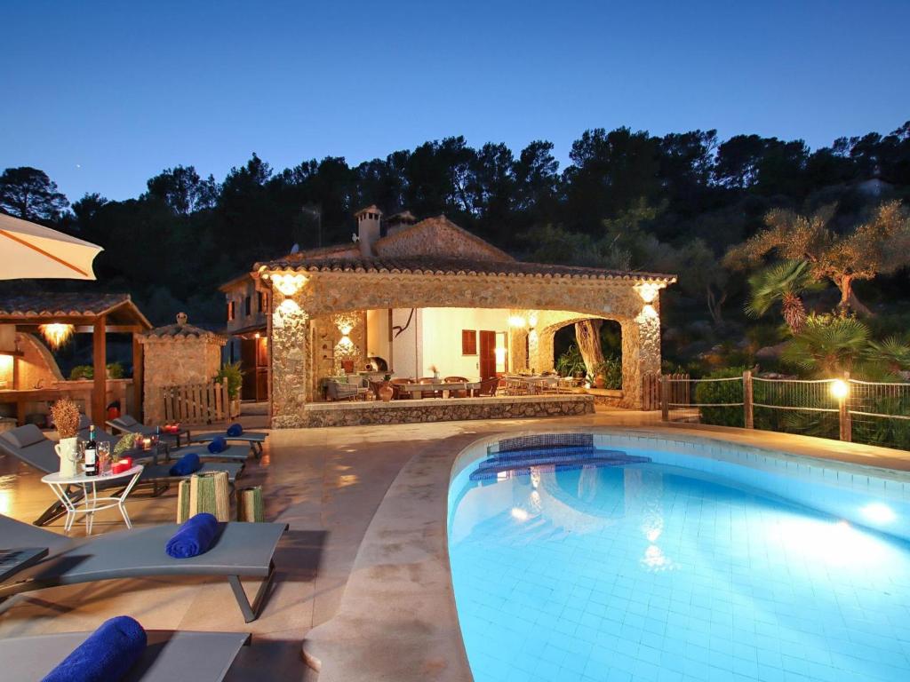 Holiday Home Villa Alordes- ein rustikales Haus mit fantastischer Aussicht by Interhome - 1