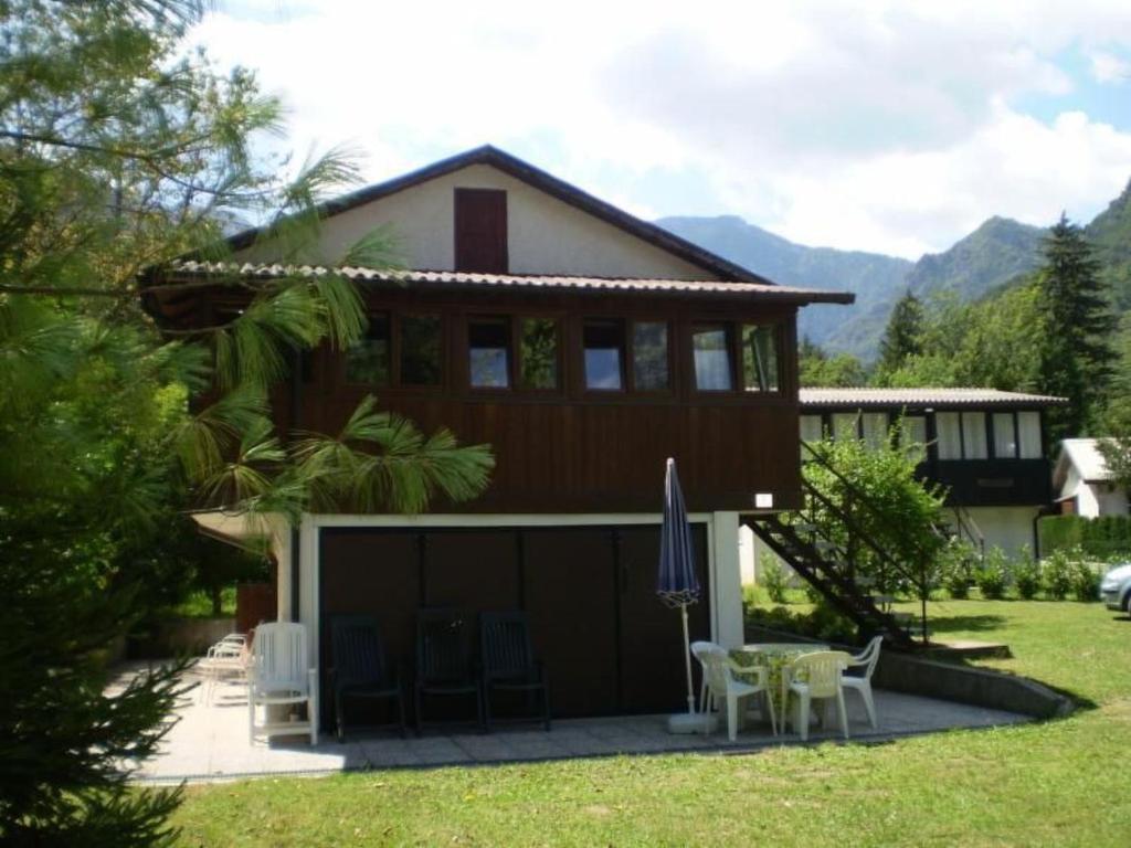 Holiday Home Freistehendes Haus mit Veranda mit Seeblick by Interhome - 2