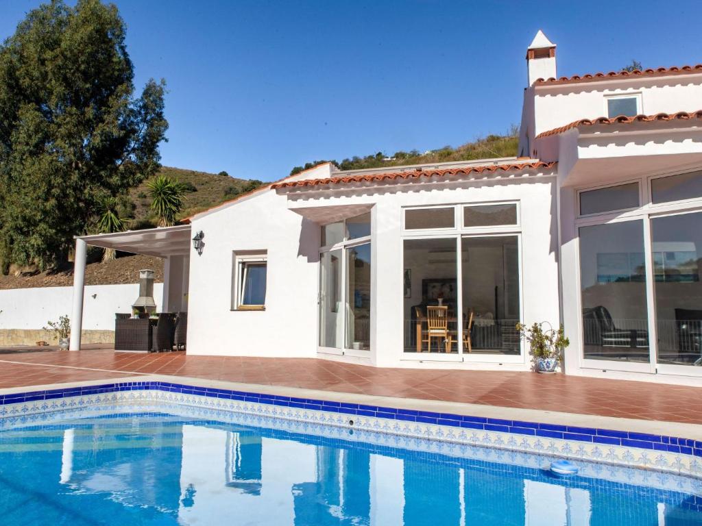 Holiday Home Modernes Wohnen im ländlichen Andalusien by Interhome - 1