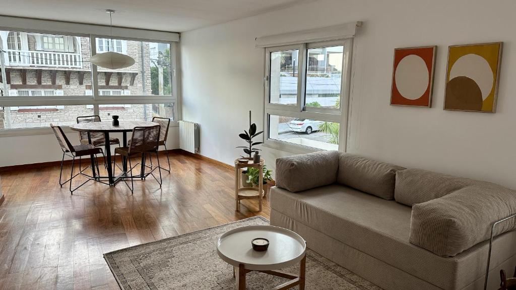 Depto Agustin - Depto Frente al Mar Zona Varese Para 4 PAX Con Cochera - Hola Sur - 3