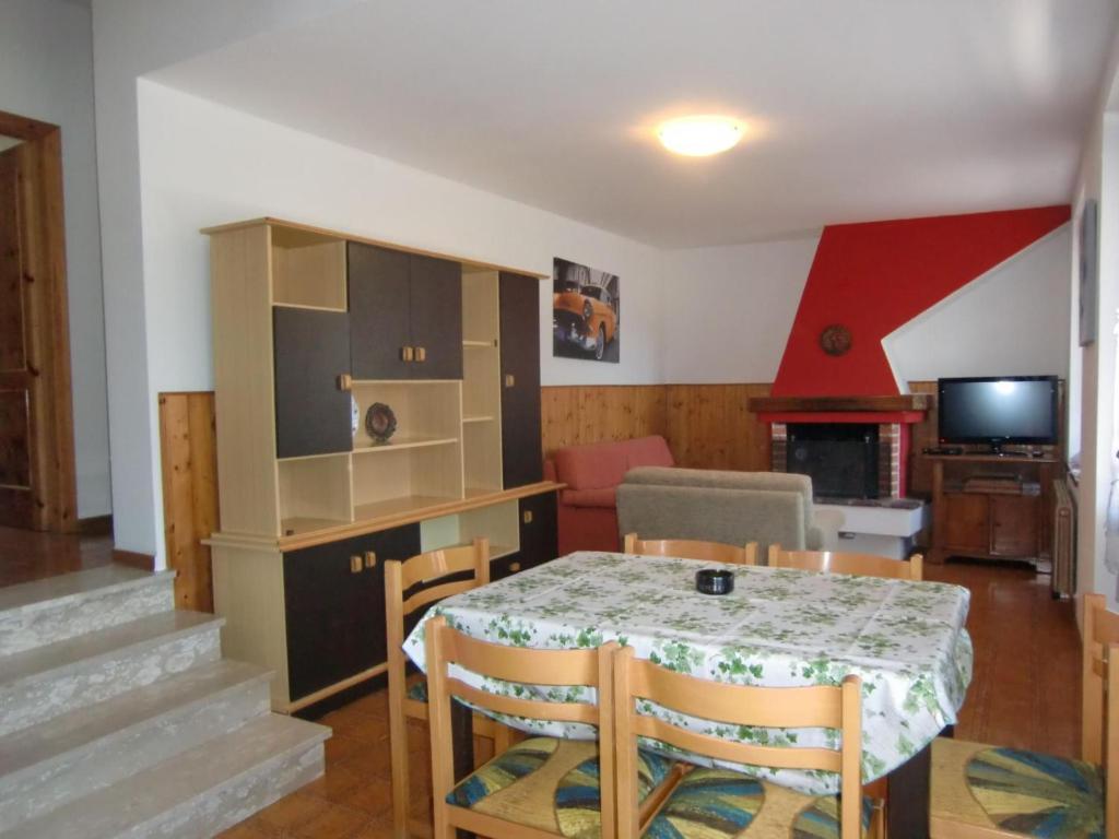 Apartment Erdgeschosswohnung mit Seeblick by Interhome - 5
