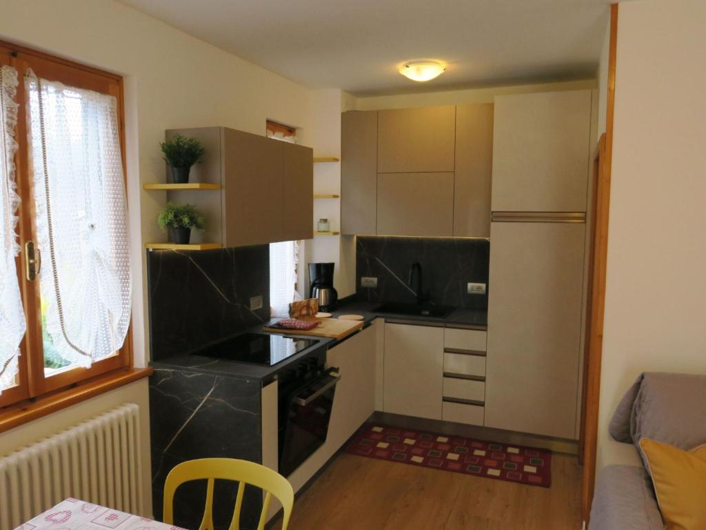 Apartment 2-stöckige Wohnung mit privatem Garten by Interhome - 3