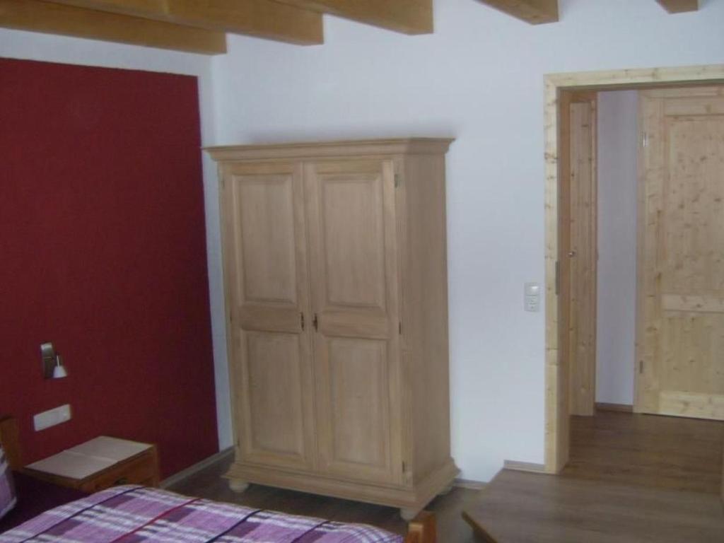 Apartment am Waldrand- ideal für Bergsport by Interhome - 5