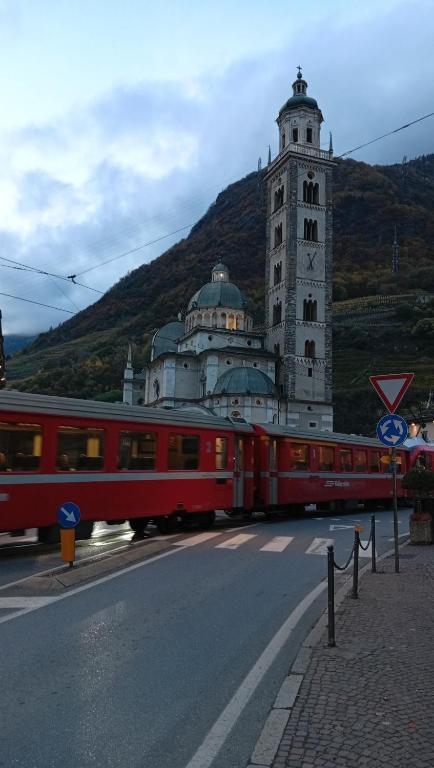 Culture House, Moderno a 2 min dal Trenino Rosso - 2